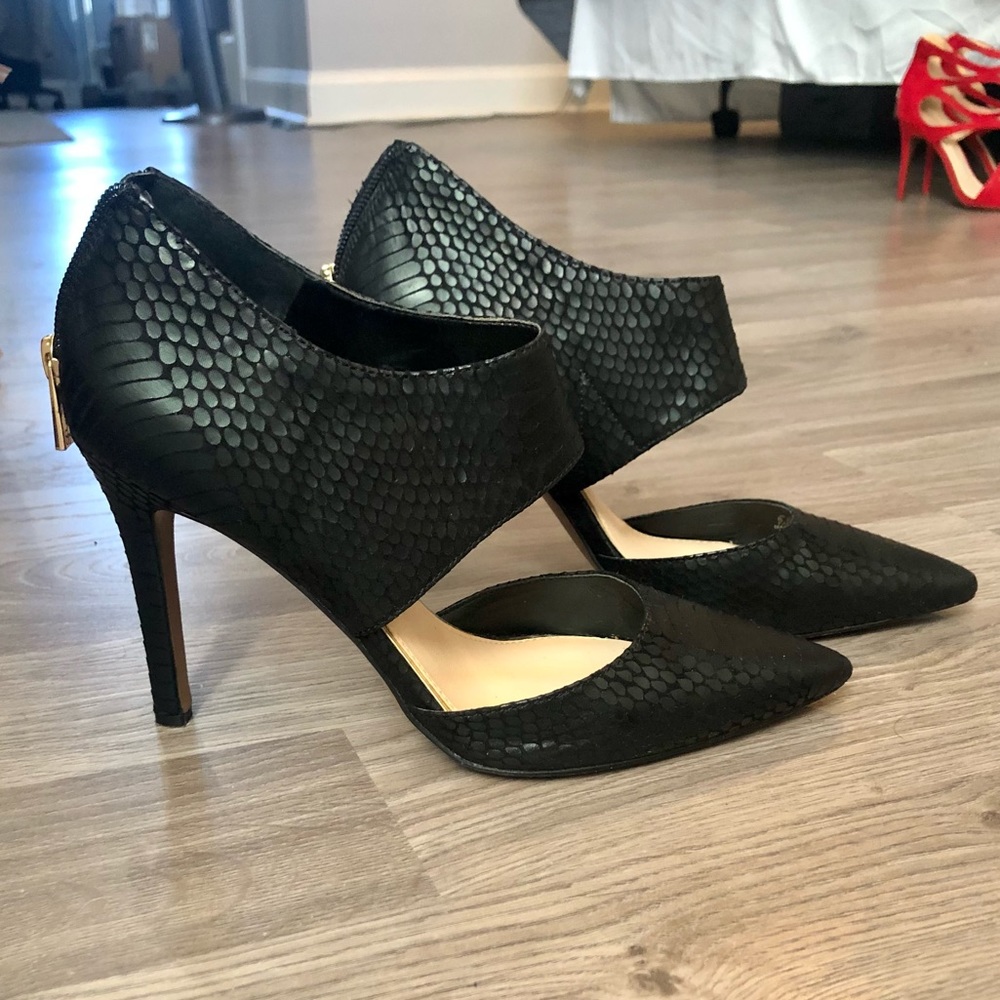Jessica Simpson heels